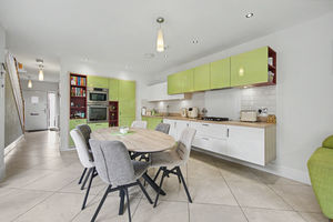 Pomegranate Road Newbold